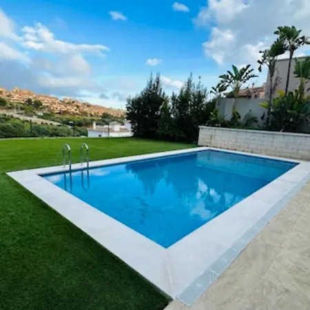 Issa Private Loft In Вилла